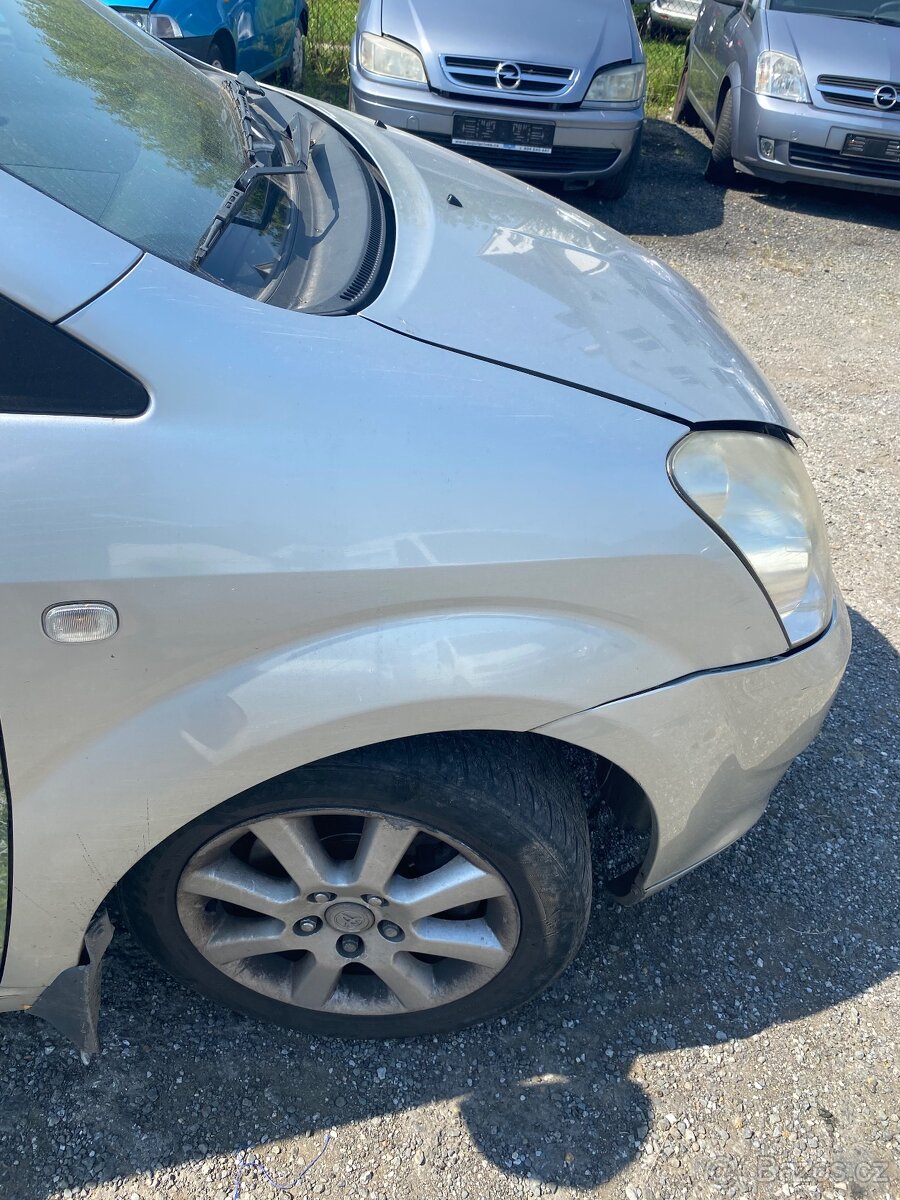 ND TOJOTA COROLLA VERSO 2.2D 2008 - 8