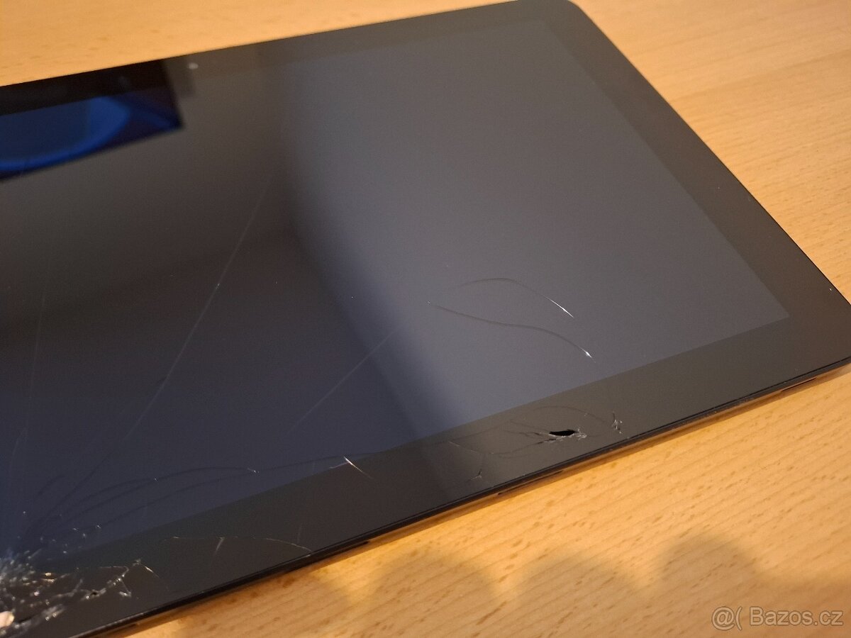 Asus tablet - nefunkční - 8