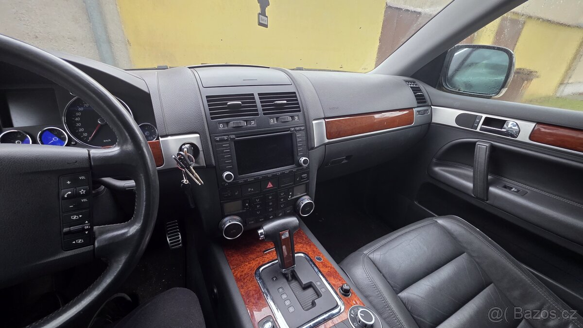 VW Touareg 4.2 V8 225kw - 8