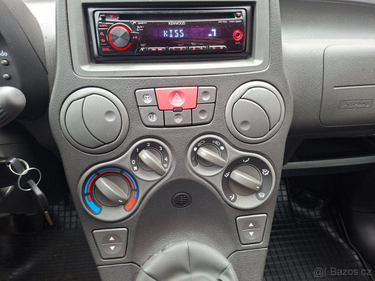 FIAT PANDA 1.2i 51kW -1.MAJITEL - 8