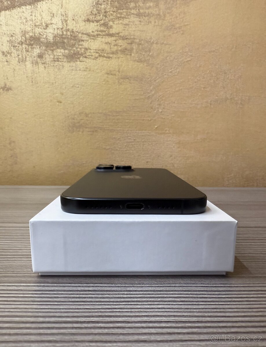 Apple iPhone 16 Pro Max 256GB černá, 100% baterie - 8