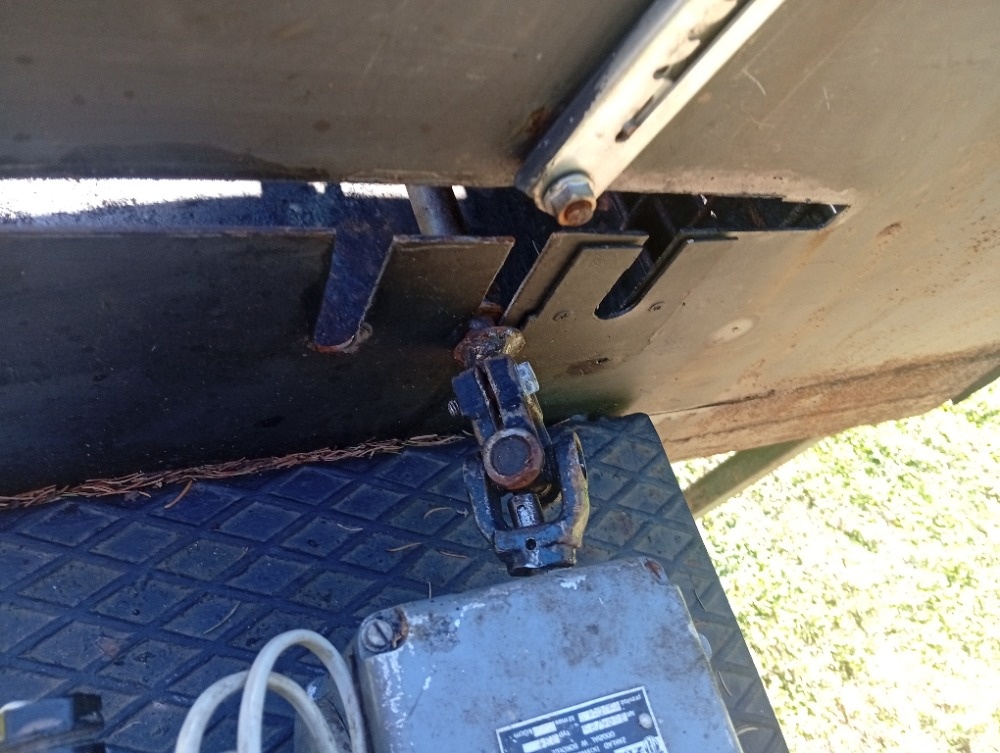 Gril na kýtu, sele, kuřata. - 8