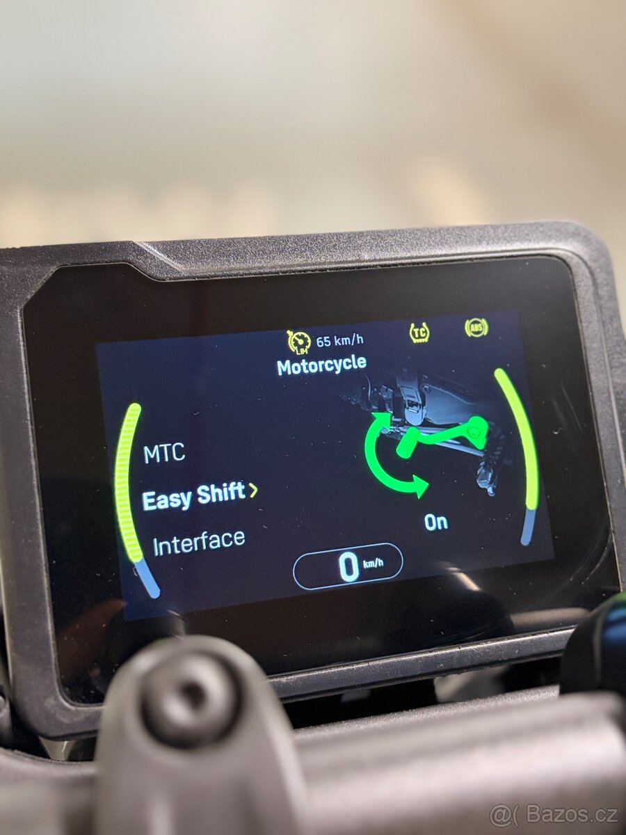 Husqvarna Vitpilen 401 - 8