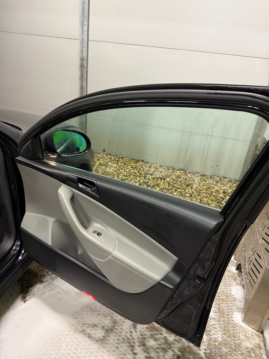 Volkswagen Passat 2.0 TDI 125Kw - 8