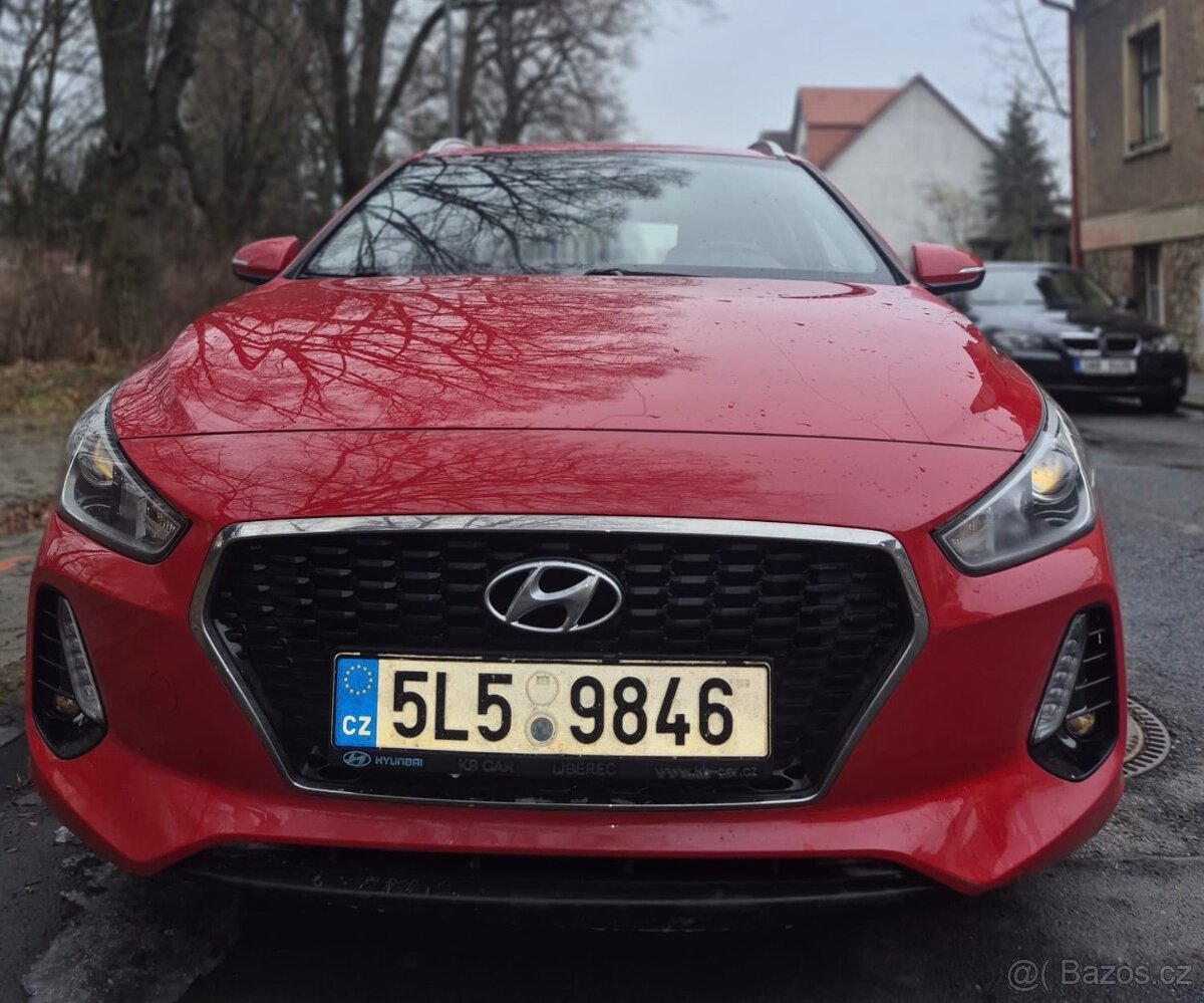 Hyundai i30 1.6 CRDi 81 kW - 8