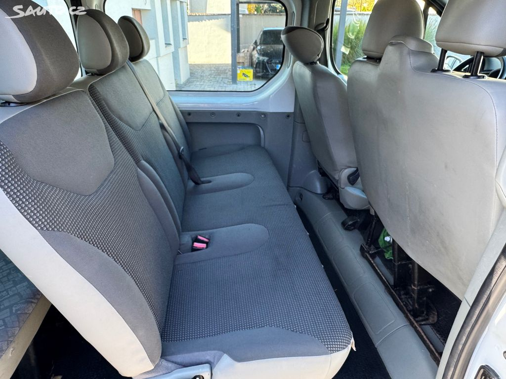 Opel Vivaro, 2.0,9MÍST,STK 03/2028 - 8