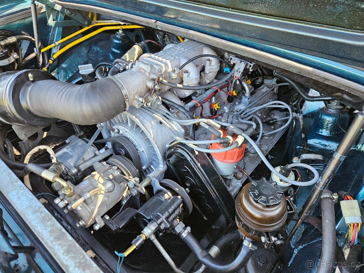 Tatra 613/4 Mi Long - 8