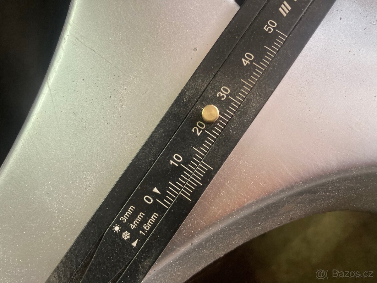 Sada originál Mercedes W220 245/45 R18 - 8