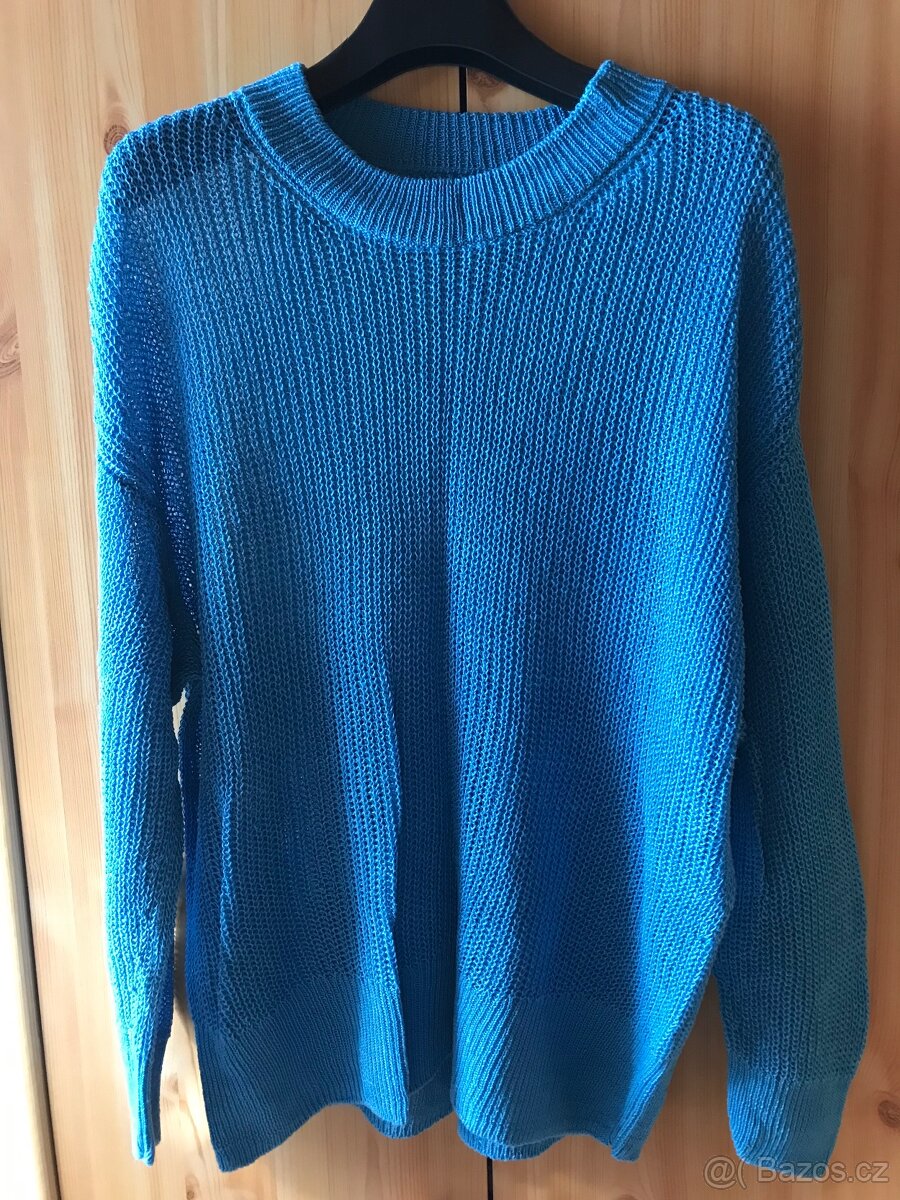 Svetry různých značek a střihů - 8