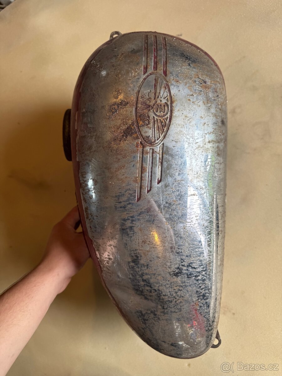 Nádrž jawa 250, 350 - 8