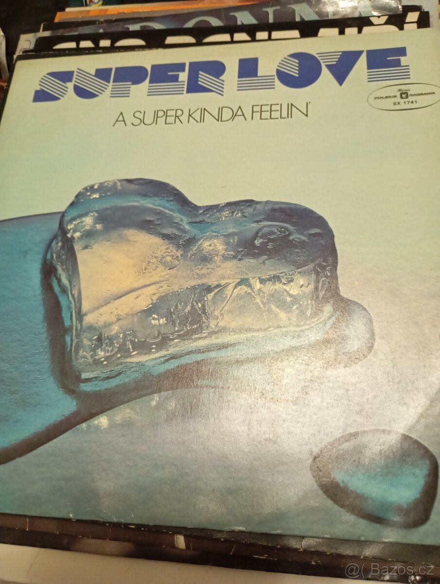 CD,Mc Lp a malý vinyl fota uvnitř - 8