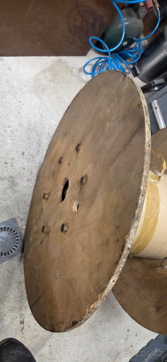 Kabelové cícky/bubny - 8