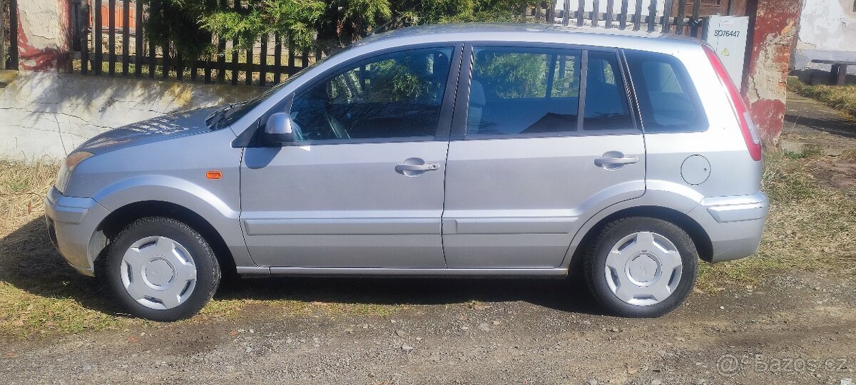 Prodám Ford Fusion 1.4 - 8