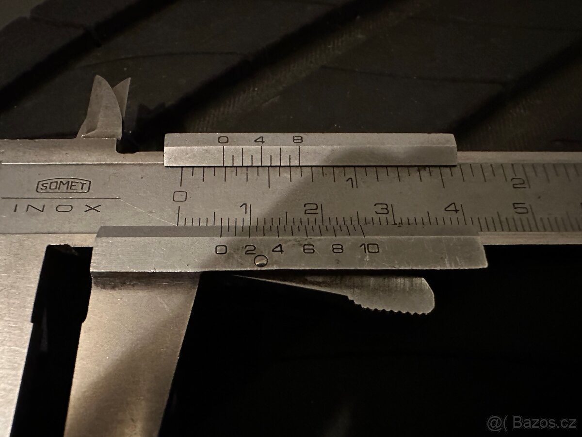 Letní sada Michelin e-Primacy 235/45 R18 pro Tesla Model 3 - 8