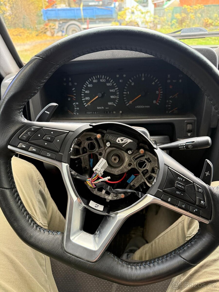 NISSAN PATROL Y60/Y61 - UPRAVENÝ VOLANT - 8