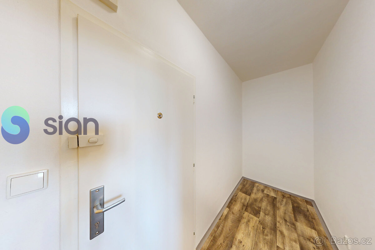 Prodej bytu 2+1, 44 m. ul. Břenkova, Ostrava - 8