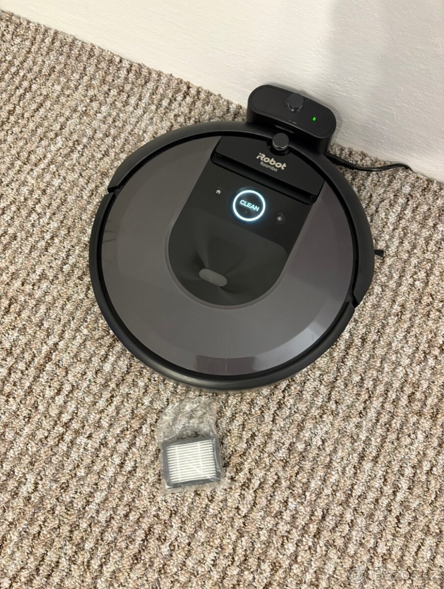 iRobot Roomba i7 vysavač - top stav - 8