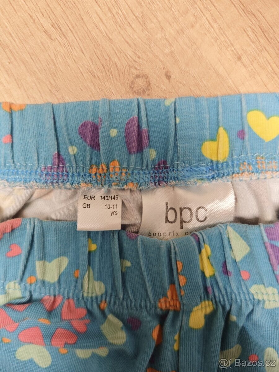 pár kousků pro dívku 146/152 - levně - 8