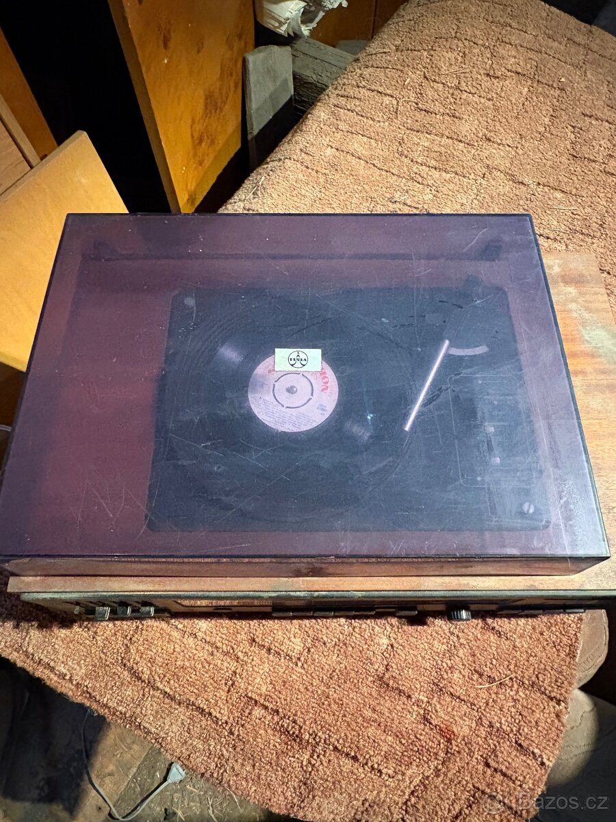 Retro gramofon TESLA 1032A "Synkopa" – Made in Czechoslova - 8
