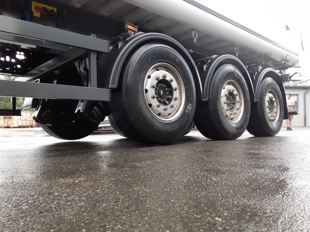 Schmitz SKI 50m3 - 8