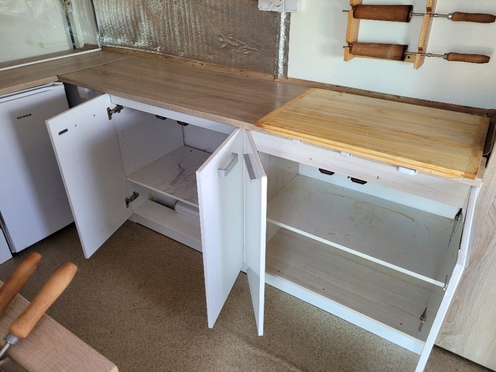 Prodám Peugeot Boxer 2.5D (1997) – pojízdná prodejna, - 8