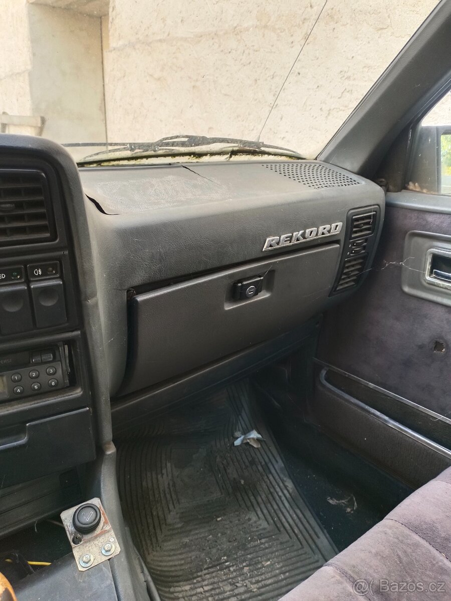 Opel Rekord 2,3 TD - 8