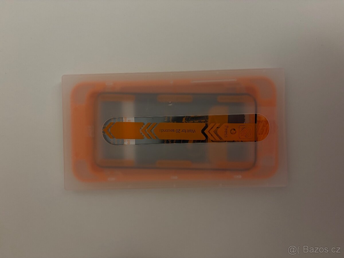 Prodám černý iPhone 15 – 128 GB - 8