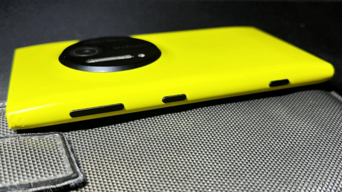 📱 Nokia Lumia 1020 – žlutá - 8