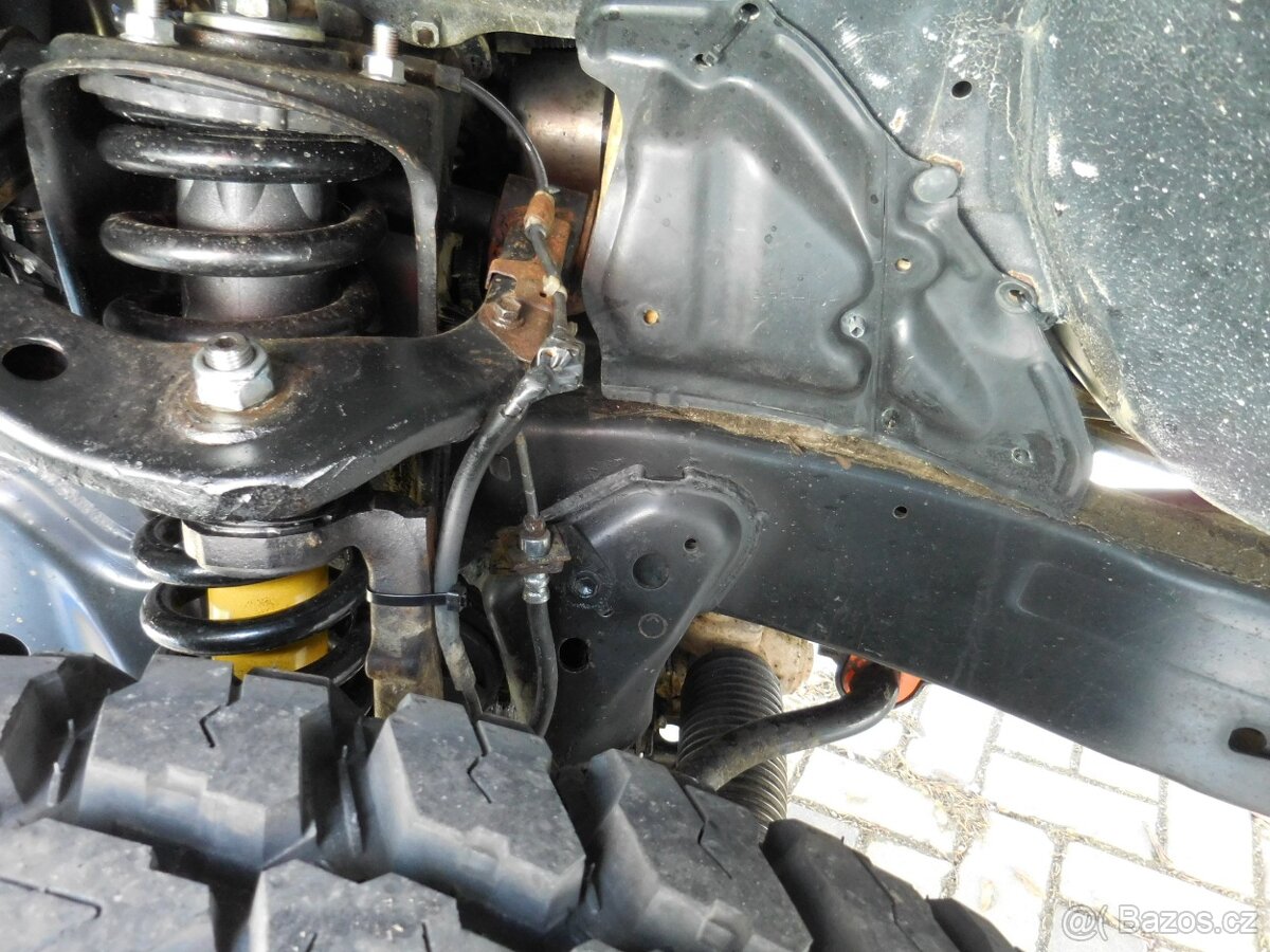 Toyota Land cruiser 95 3,0 TDi 92kw pôvodný lak,bez hrdze - 8