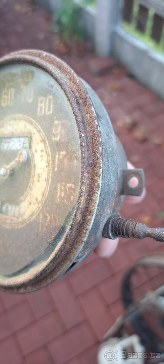 Harley Davidson tachometr WLA - 8