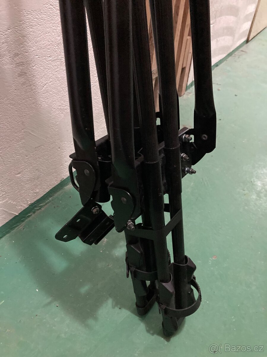 Střešní nosič na kola + příčníky THULE - 8