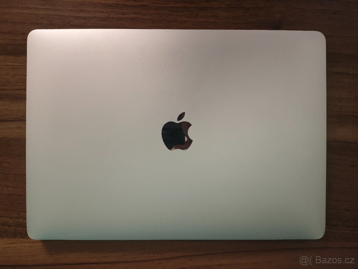 MacBook Air 2020 M1 | 8GB • 256GB - 8
