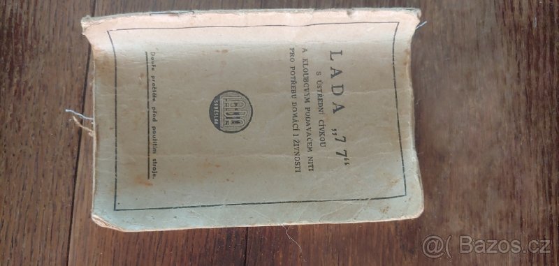 Šicí stroj LADA 77 - 8