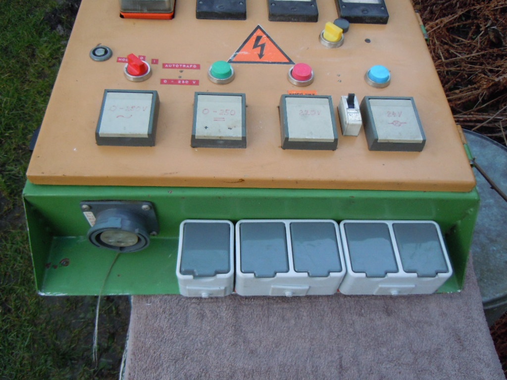 ROZVÁDĚČ VÍCEÚČELOVÝ - 8