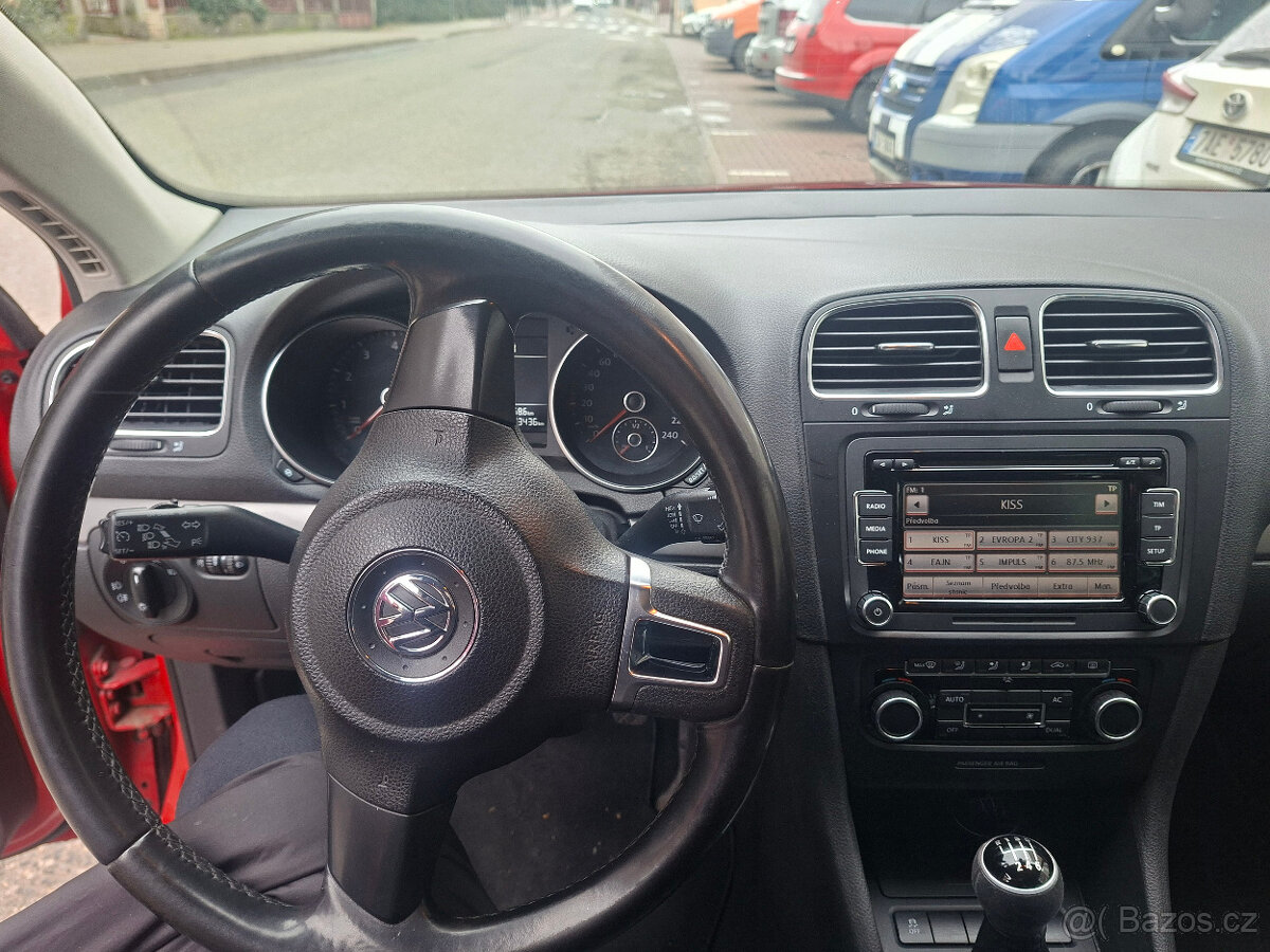 Golf variant 1.4 Combi 2011 bez investic - 8