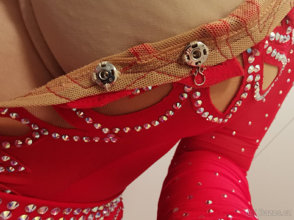 Maturitní/Společenské šaty vel. 38/M - 8