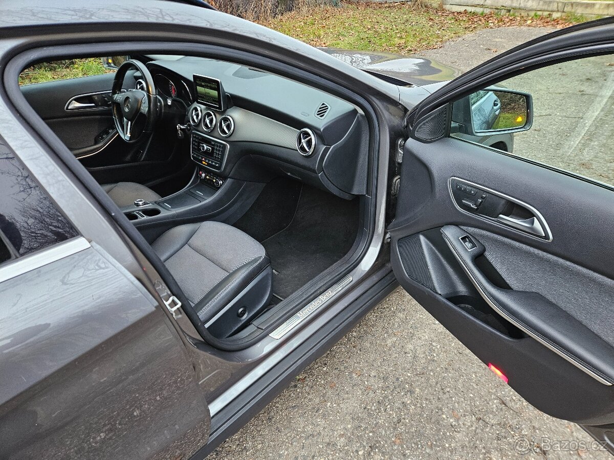 Mercedes-Benz GLA 220 CDI 4MATIC - 8