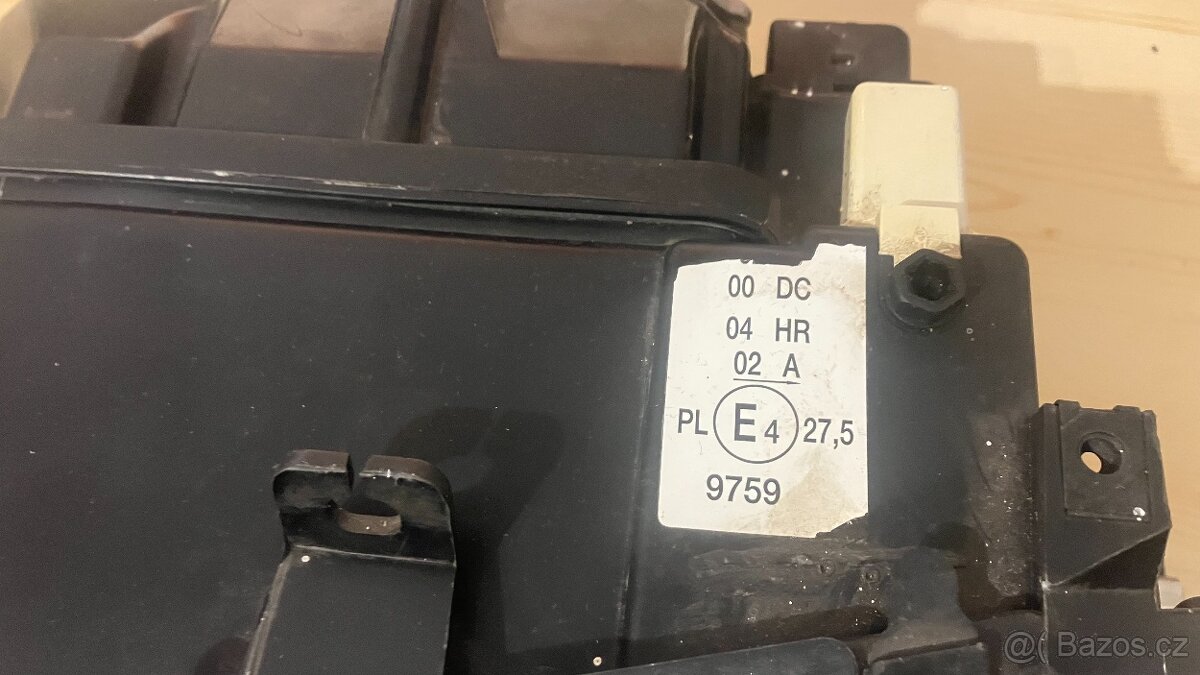 1U1941031 levý světlomet - 8