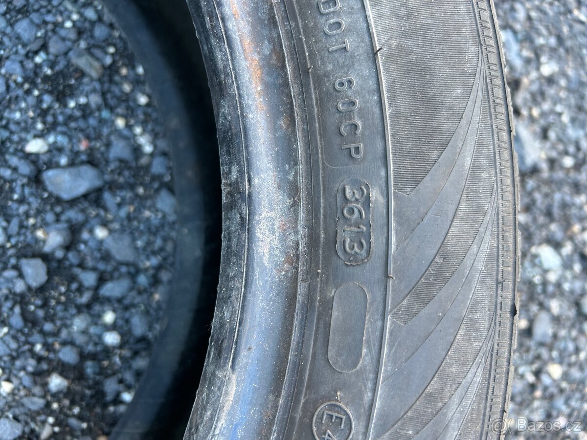 Pneu Nokian 205/55/16 94H XL - 8