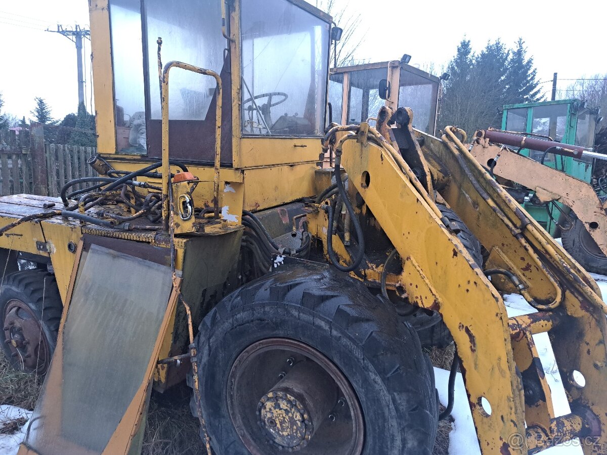 Prodám 2x UN 053 4x4 i bez - 8