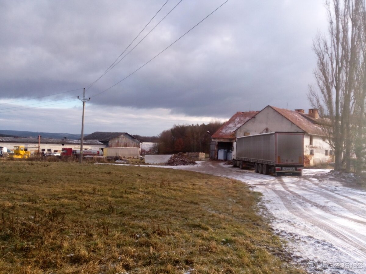 skladové a výrobní prostory, zařízená truhlářská dílna - 8