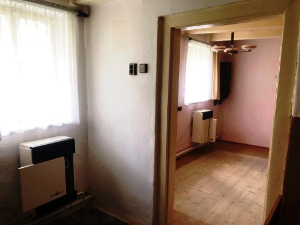 Rod. dům 2+1 UHERSKÝ BROD - ÚJEZDEC - 8