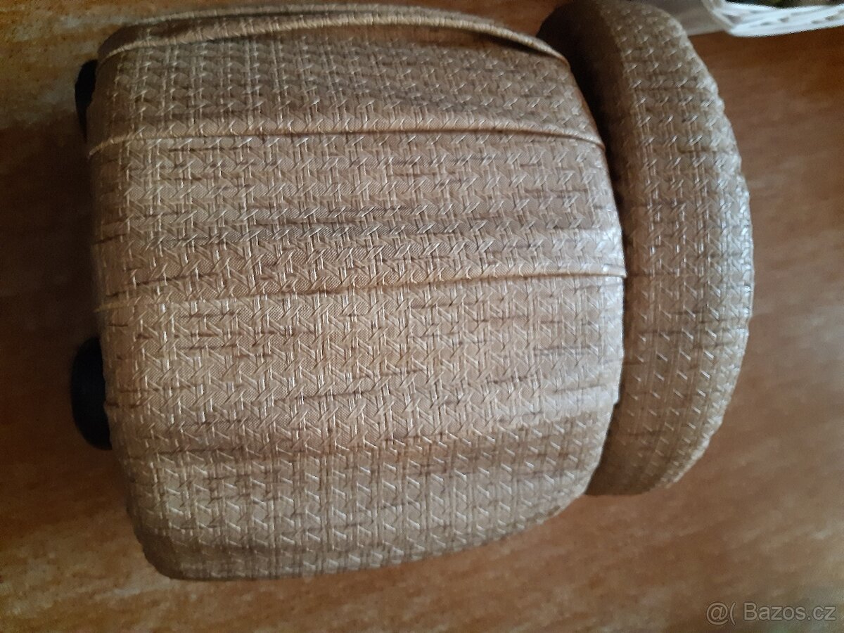 Taburety s úložným prostorem - 8