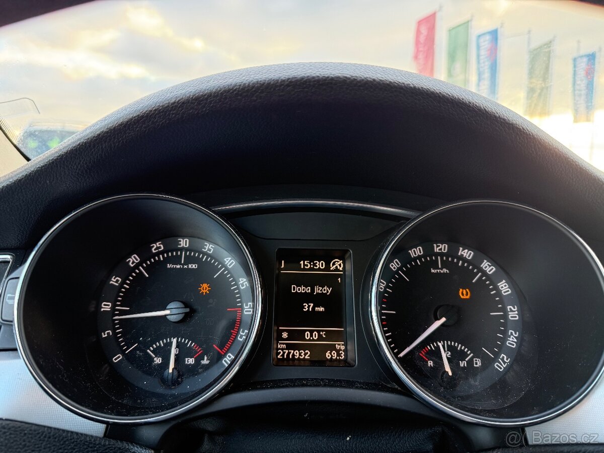 Škoda Superb II greenline - 8