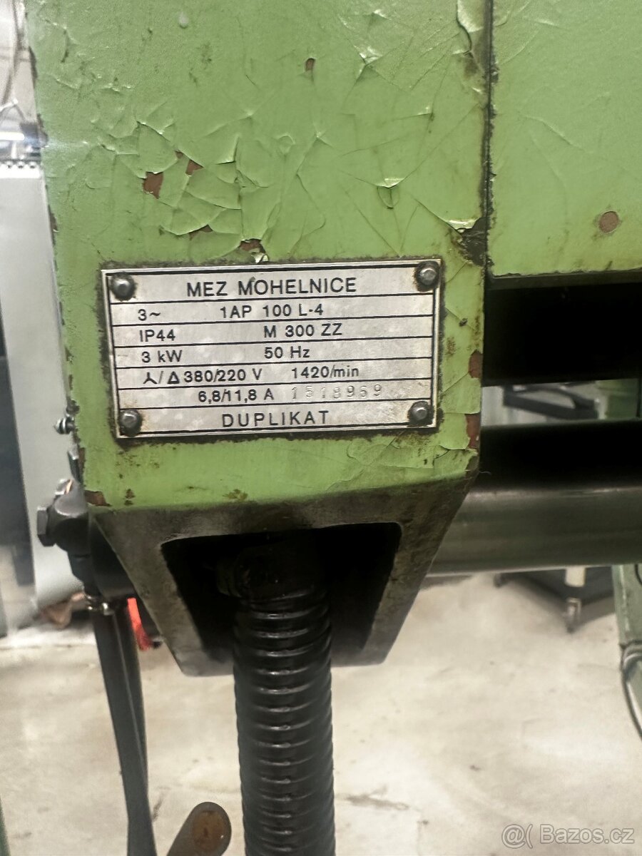 Nástrojová frézka FNGJ 32 - 8