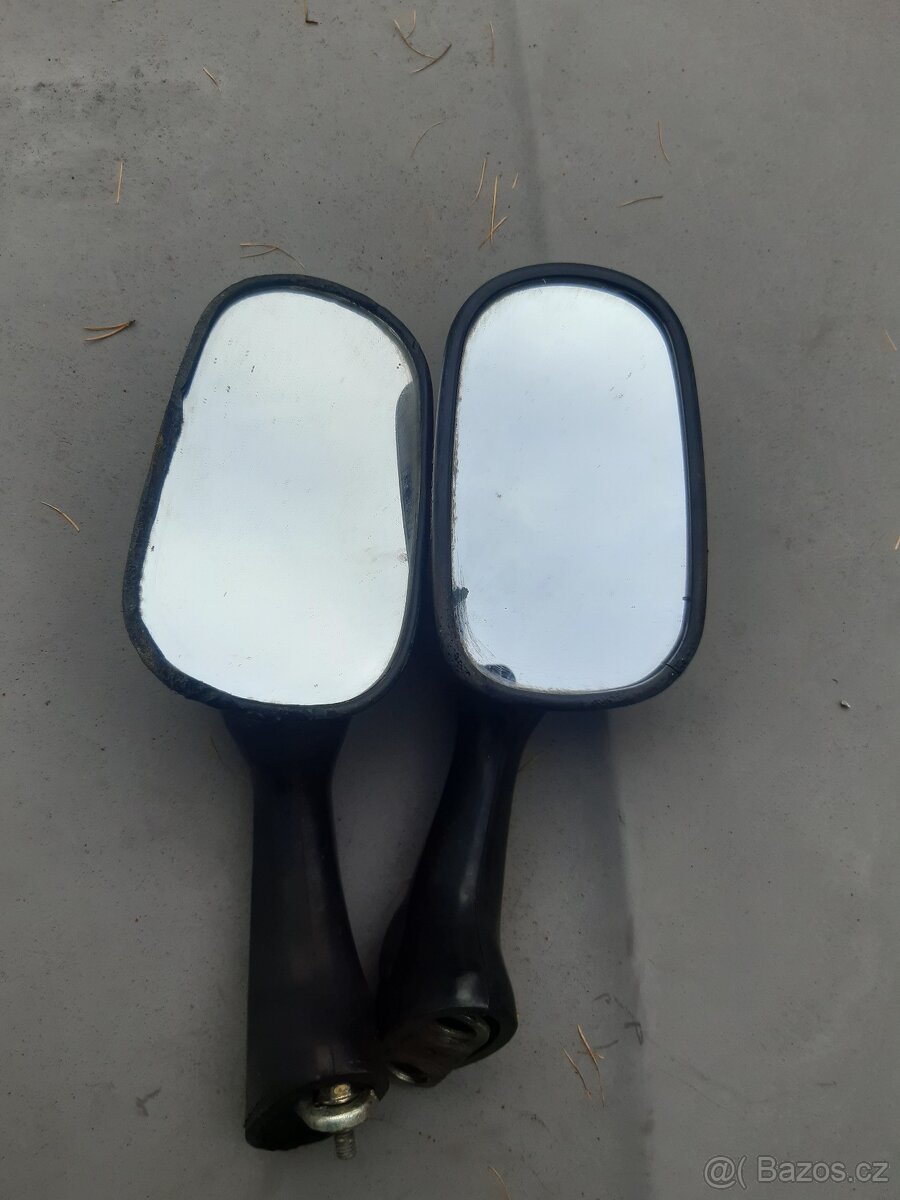 Honda CBR 600 R . - 8