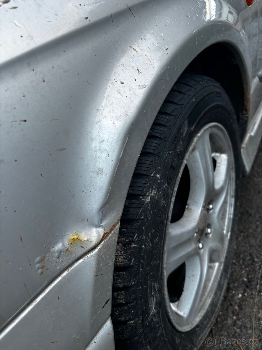 Subaru legacy 2.5 - 8