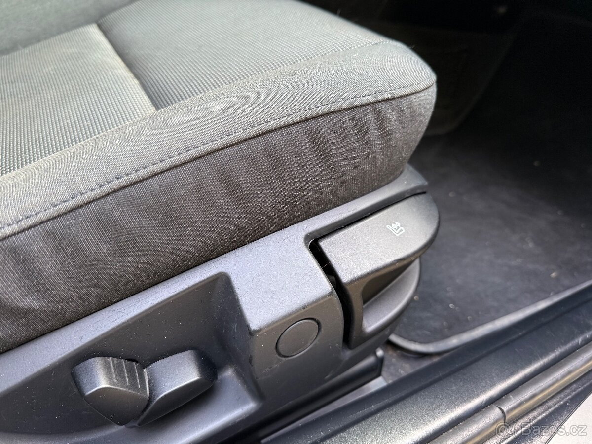 BMW 523 E60 2005 manual 130kw - 8