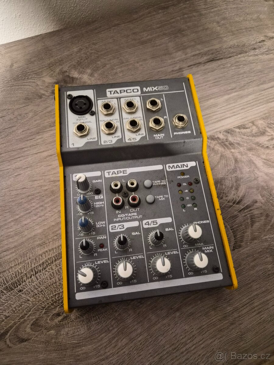 Focusrite Scarlett Solo Studio+mix.pult+akustický panel - 8