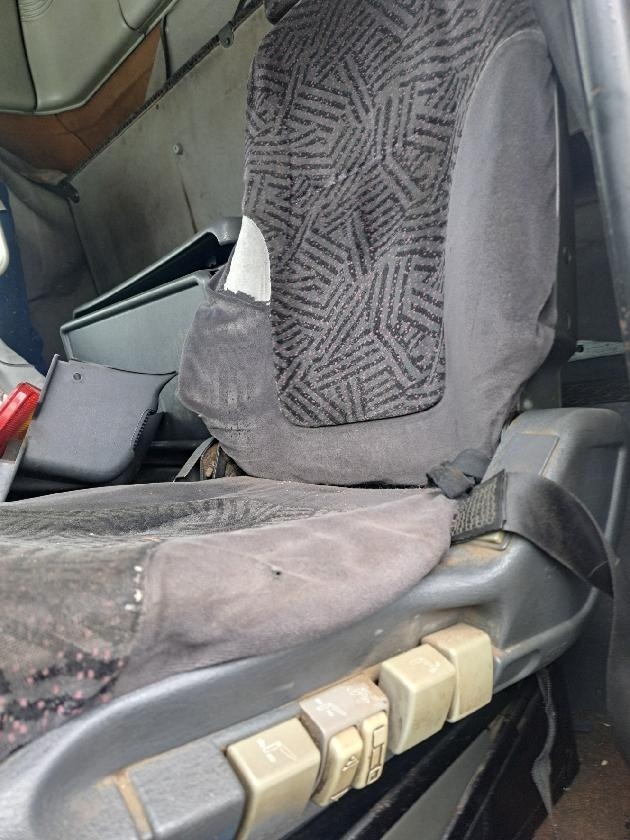 prodám díly Scanii L124, - 8